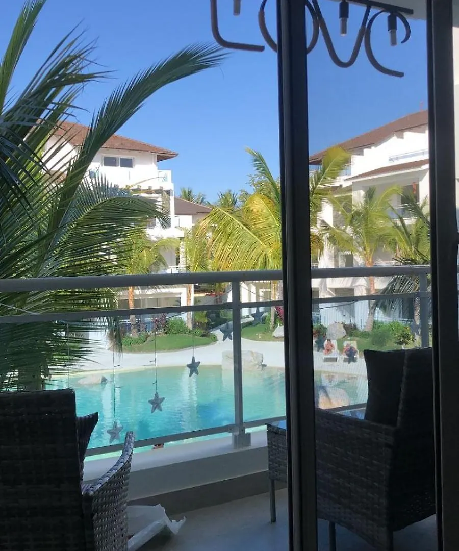 Cozy 2 Bedroom Beach Apto شقة