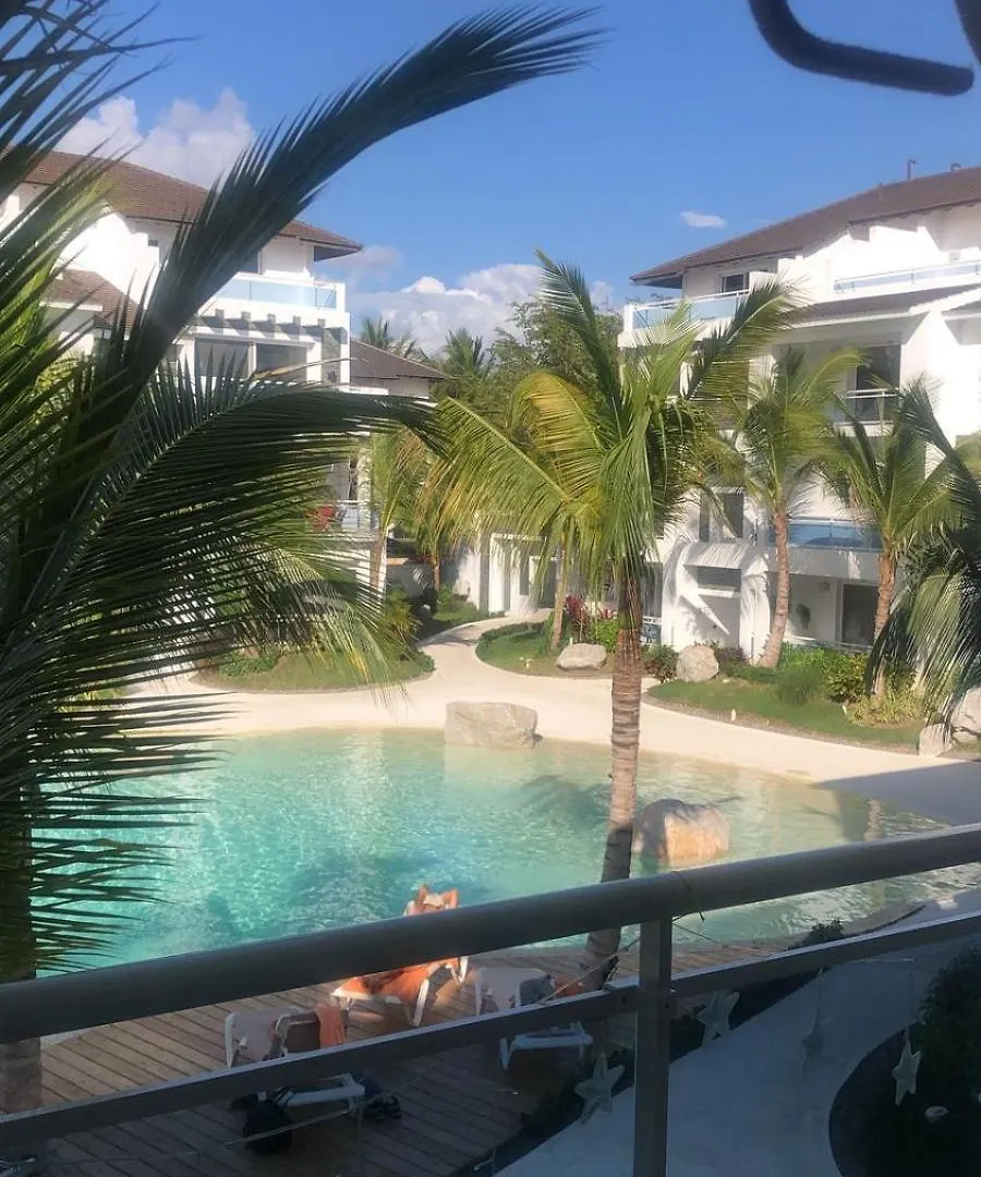 Cozy 2 Bedroom Beach Apto